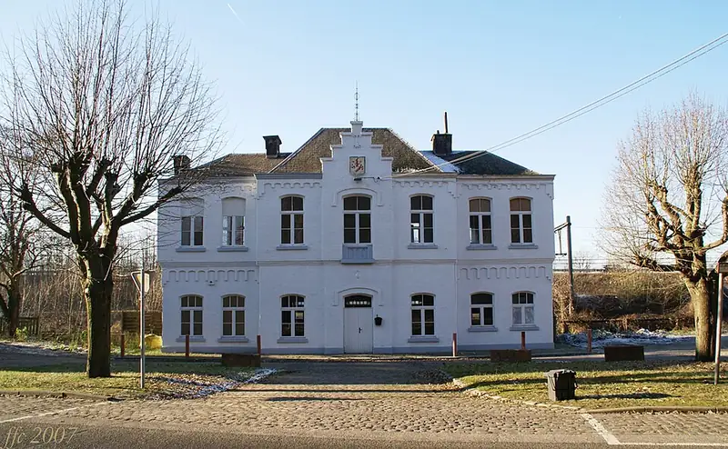 Antiga estació d'Argenteau a la línia Lieja-Maastricht - Ancienne gare SNCB sur la ligne Liège Maastricht