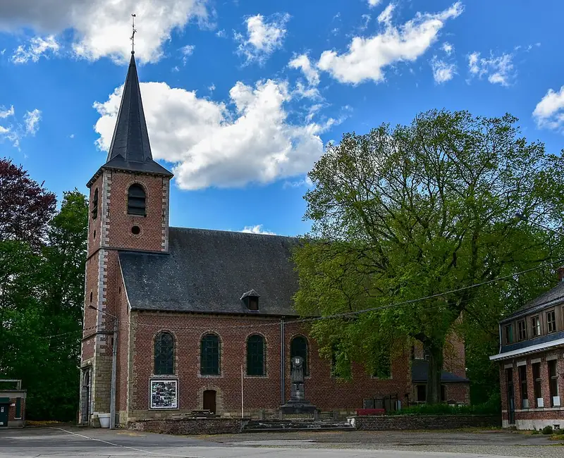 Sint-Lambertuskerk (Blicquy) 10-05-2021 14-57-40