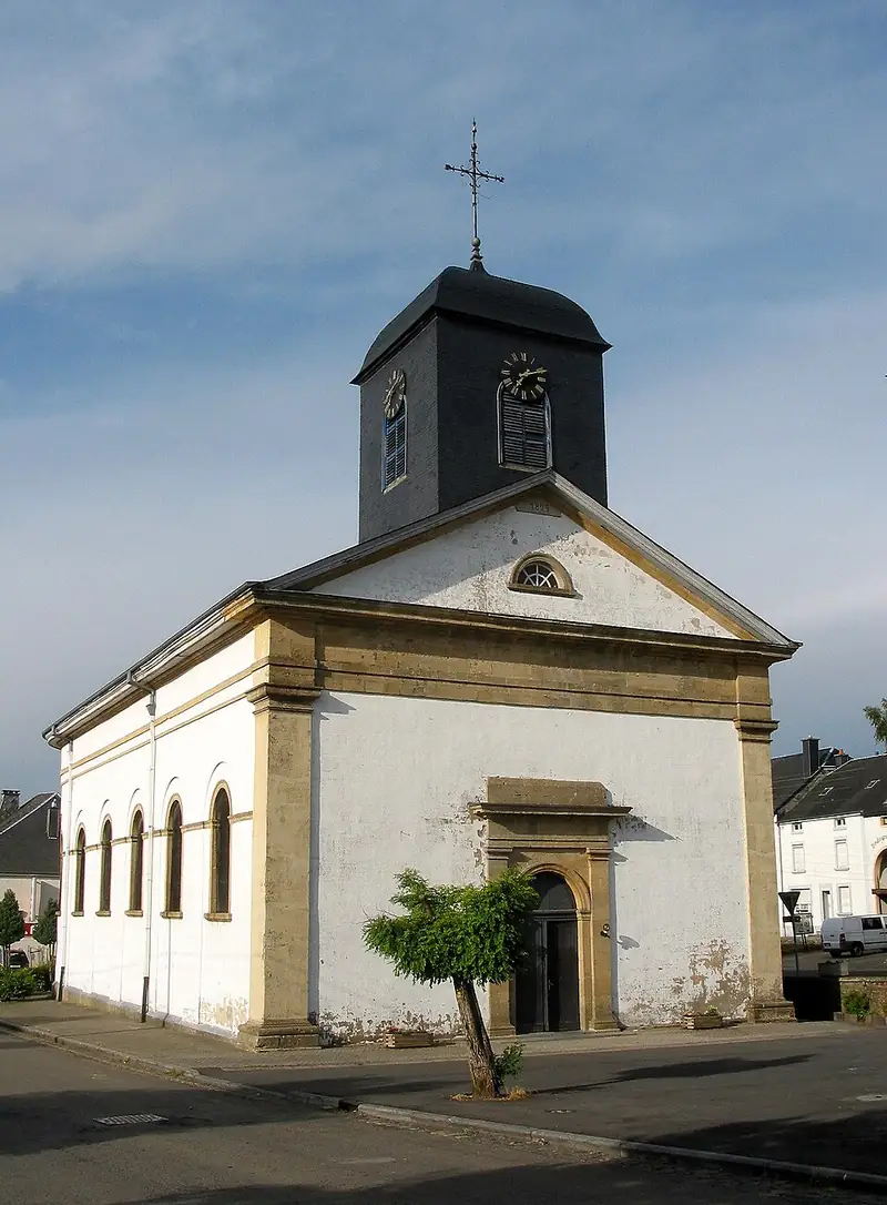 Chiny (Belgique) : l’église Sainte-Walburge (1828–1829)