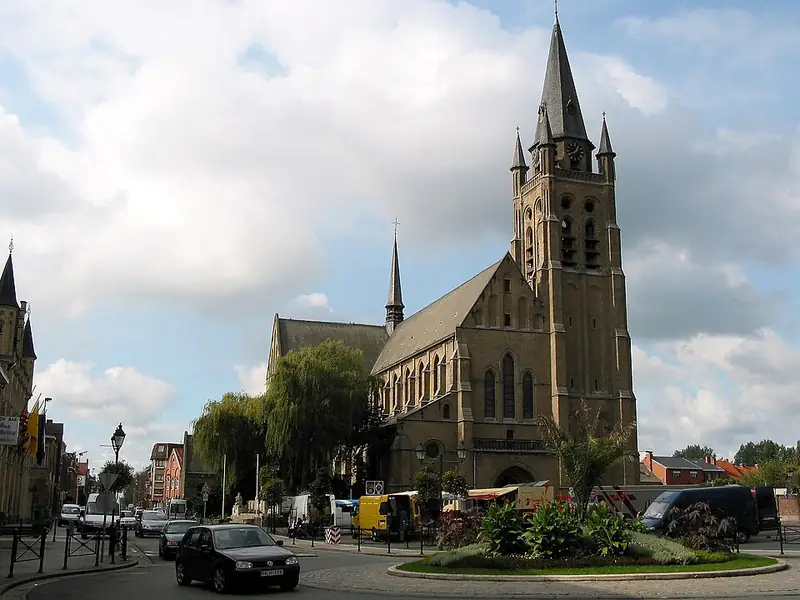 Comines (Belgique), l'église St-Chrysole (1912)