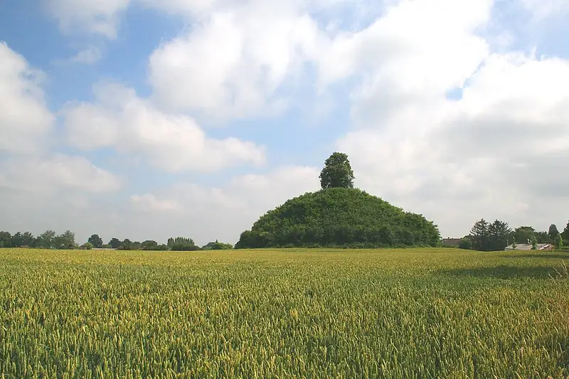 Glimes, Belgique, le tumulus