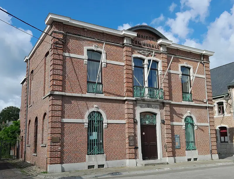 Maison communale de Leernes