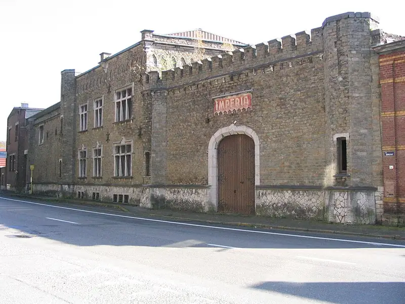 façade usine Impéria (voitures) à Nessonvaux