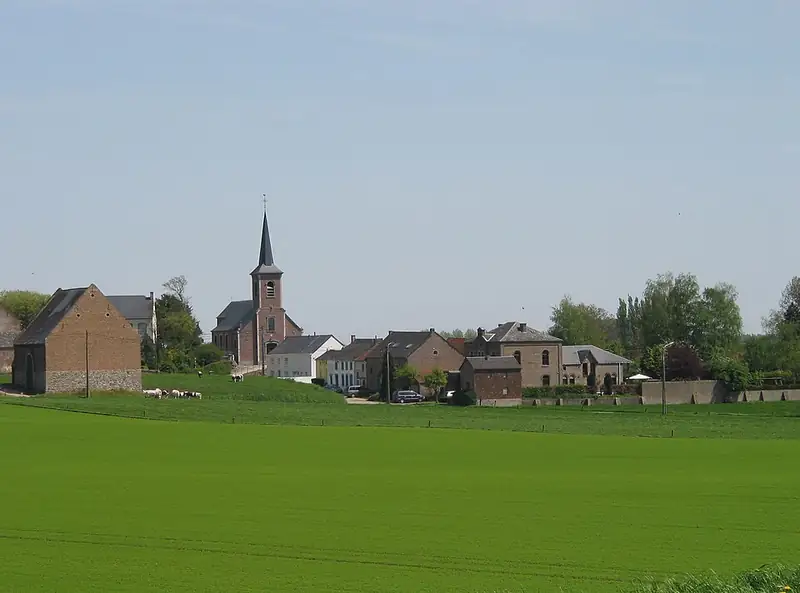 Petit-Rosière (Belgique), le village au printemps