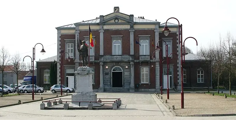 D'Gemengepaz vu Roclenge. Kategorie:Fréier Gemengen an der Provënz Léck Roclenge Gemengeplaz