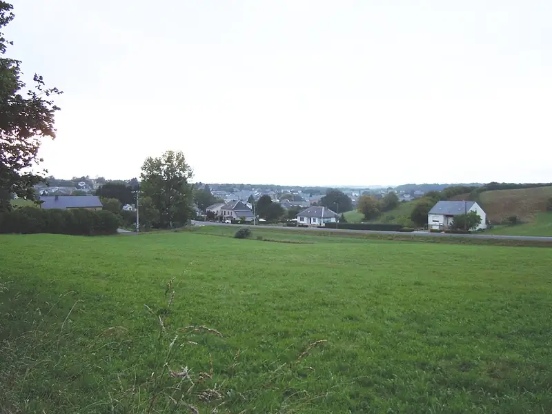 Le village belge de Sélange vu du sud