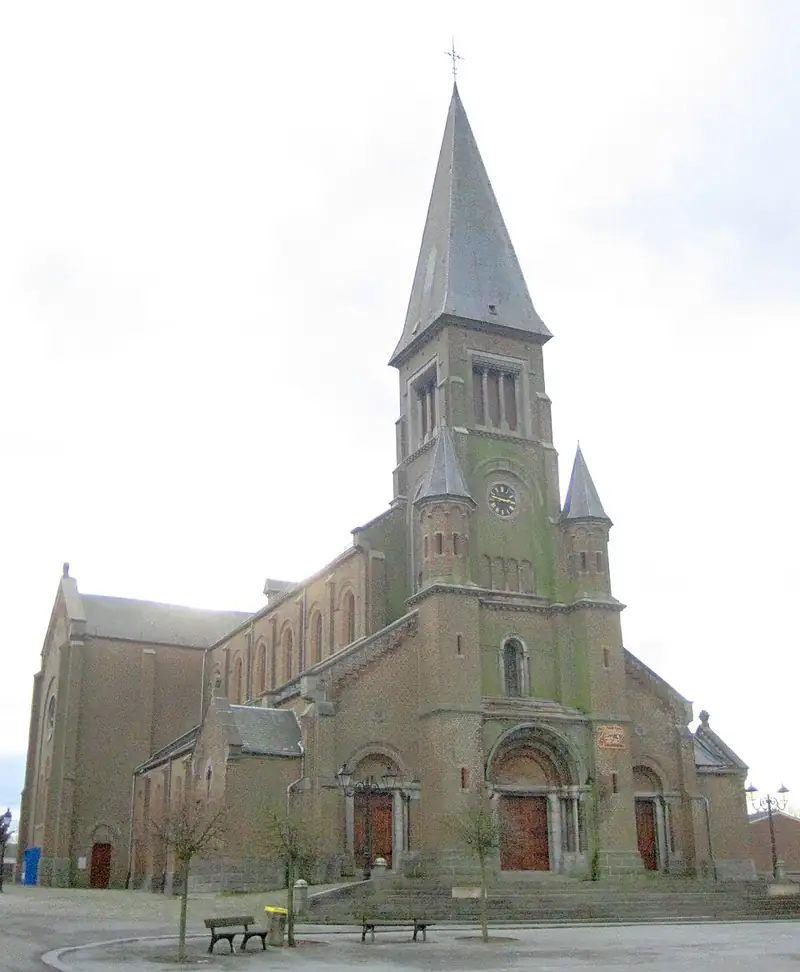 Spy (Belgique), l'église Saint-Amand (1900)