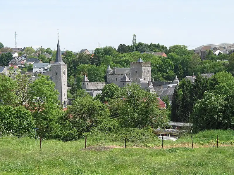 Thy-le-Château (Belgique), le village au printemps