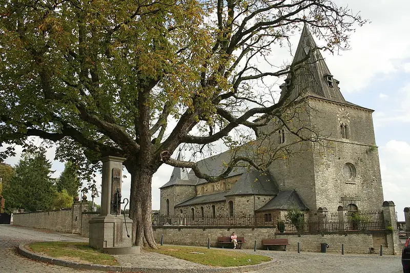 Tourinnes-la-Grosse (Belgique), l’église Saint-Martin (XIe siècle)