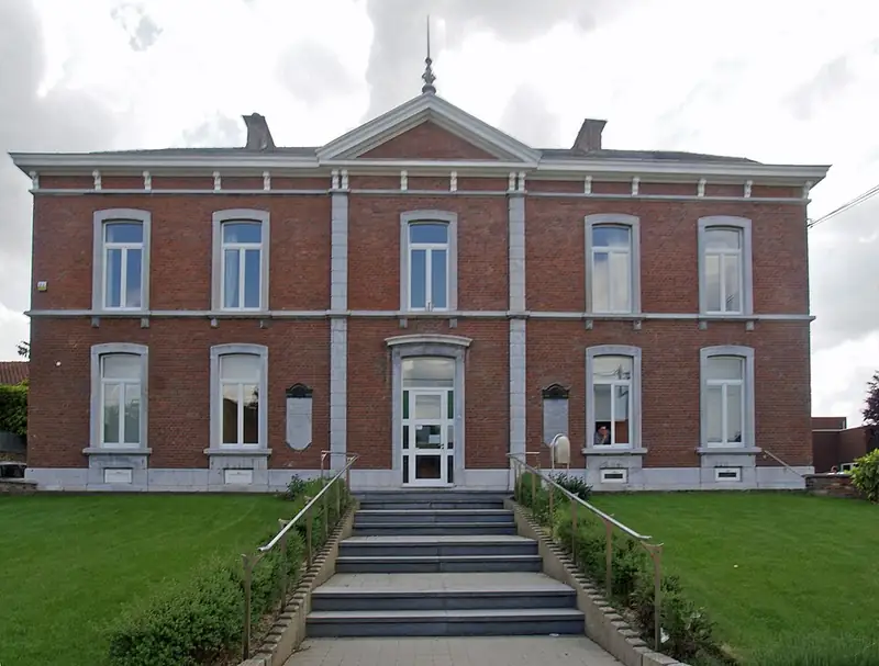 Verlaine, Belgique: Maison Communale