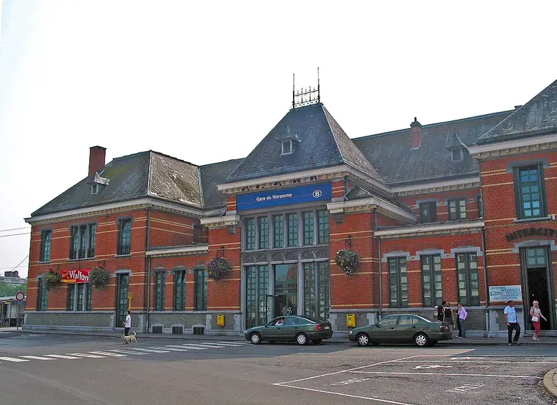 Waremme (Belgique), la gare du chemin de fer